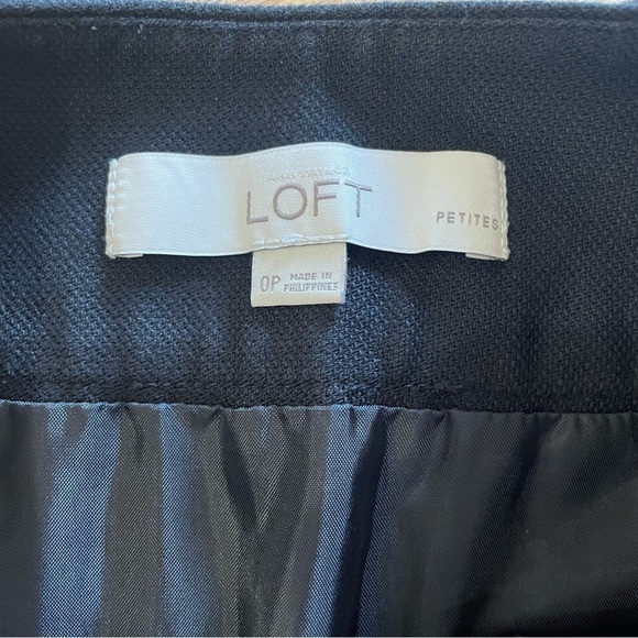 Ann Taylor Loft Skirt - Picture 2 of 4